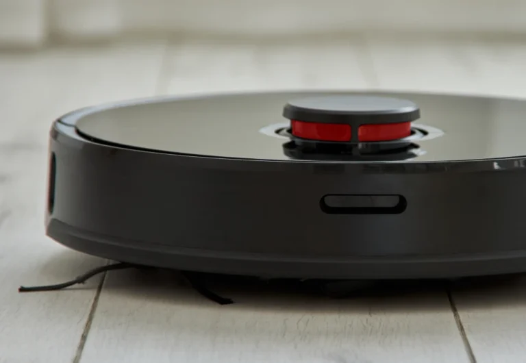 A New Era in Home Cleaning: The Self Cleaning Robot Mop and Vacuum | Angellique.com